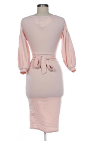 Kleid Boohoo, Größe XS, Farbe Rosa, Preis 31,99 €