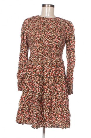 Kleid C&A, Größe M, Farbe Mehrfarbig, Preis 20,99 €