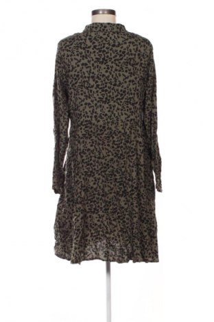 Kleid C&A, Größe L, Farbe Mehrfarbig, Preis 18,99 €
