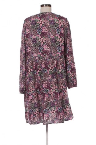 Kleid C&A, Größe XL, Farbe Mehrfarbig, Preis € 20,99