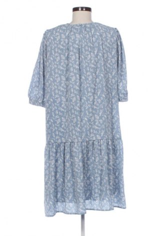 Kleid C&A, Größe XL, Farbe Mehrfarbig, Preis 19,99 €