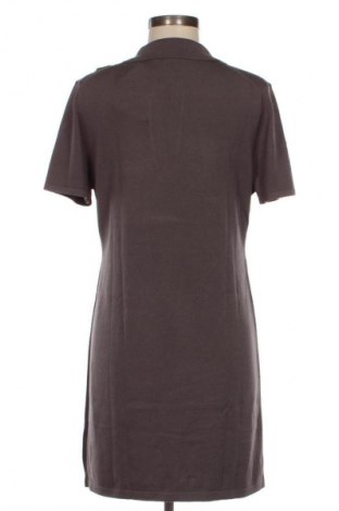 Рокля Calvin Klein Jeans, Размер L, Цвят Сив, Цена 219,99 лв.