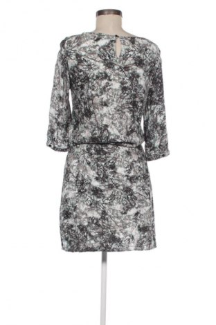 Rochie Charles Vogele, Mărime M, Culoare Multicolor, Preț 76,32 Lei