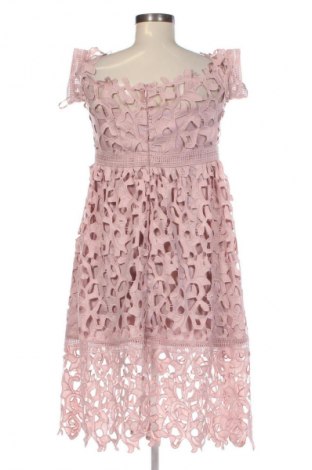 Kleid Chi Chi, Größe M, Farbe Aschrosa, Preis 43,99 €
