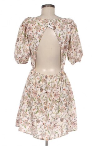Kleid Cropp, Größe XL, Farbe Mehrfarbig, Preis 24,55 €