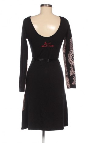 Šaty  Desigual, Velikost M, Barva Vícebarevné, Cena  1 038,00 Kč