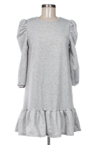 Kleid Emery rose, Größe M, Farbe Grau, Preis € 10,99