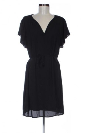 Ruha Essentiel, Méret XL, Szín Fekete, Ár 16 839 Ft