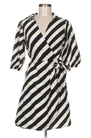 Kleid F&F, Größe M, Farbe Mehrfarbig, Preis € 16,99