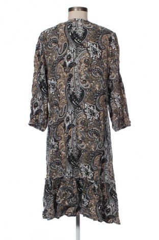 Rochie Free, Mărime M, Culoare Multicolor, Preț 98,99 Lei