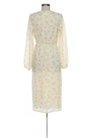 Rochie Gina Tricot, Mărime M, Culoare Multicolor, Preț 115,99 Lei