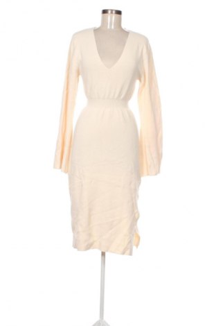 Ruha Gina Tricot, Méret M, Szín Ekrü
, Ár 9 219 Ft