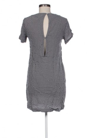 Šaty  H&M, Velikost M, Barva Vícebarevné, Cena  255,00 Kč
