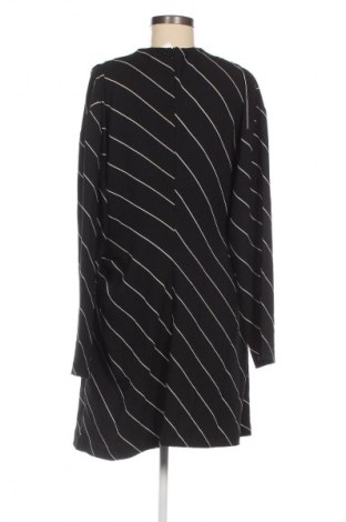 Рокля H&M, Размер L, Цвят Многоцветен, Цена 29,99 лв.