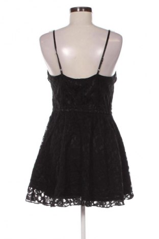 Kleid H&M, Größe M, Farbe Schwarz, Preis 13,99 €