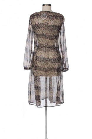 Šaty  H&M, Velikost M, Barva Vícebarevné, Cena  367,00 Kč