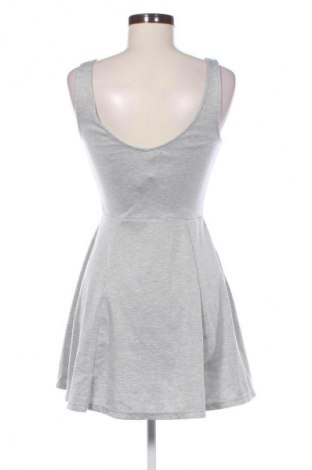 Kleid H&M Divided, Größe S, Farbe Grau, Preis 9,99 €