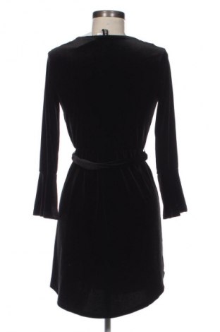 Рокля H&M Divided, Размер S, Цвят Черен, Цена 28,99 лв.