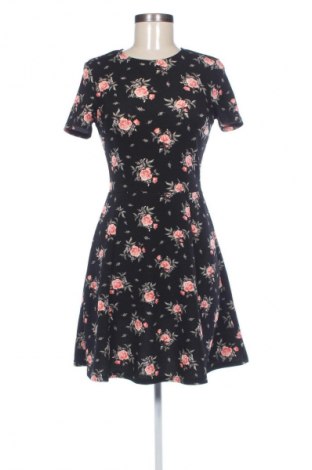 Šaty  H&M Divided, Veľkosť S, Farba Viacfarebná, Cena  14,83 €