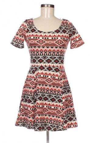 Kleid H&M Divided, Größe M, Farbe Mehrfarbig, Preis € 16,99