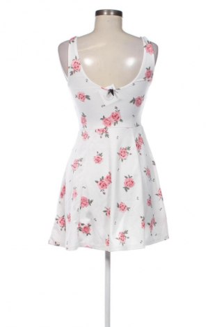 Kleid H&M Divided, Größe M, Farbe Mehrfarbig, Preis 14,83 €