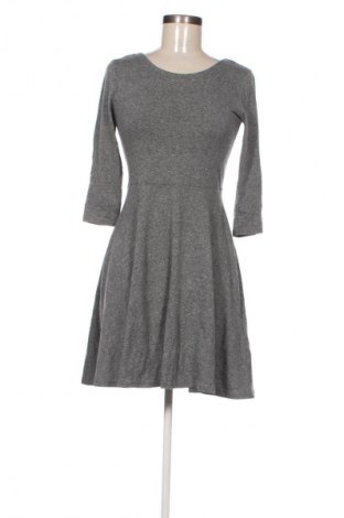 Šaty  H&M Divided, Velikost S, Barva Šedá, Cena  469,00 Kč