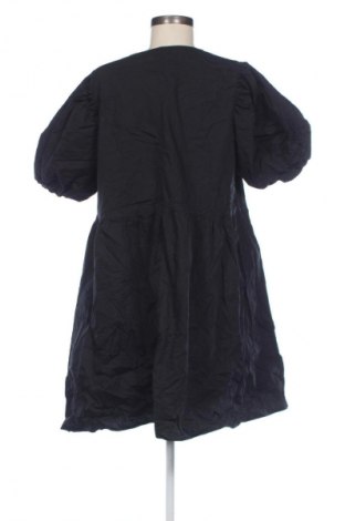 Рокля H&M Divided, Размер L, Цвят Черен, Цена 29,99 лв.
