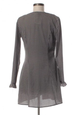 Kleid H&M Divided, Größe M, Farbe Mehrfarbig, Preis € 24,55