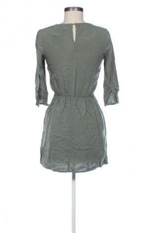 Kleid H&M Divided, Größe XXS, Farbe Grün, Preis 15,00 €