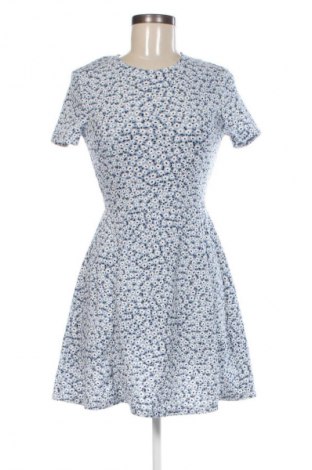 Рокля H&M Divided, Размер M, Цвят Многоцветен, Цена 22,99 лв.