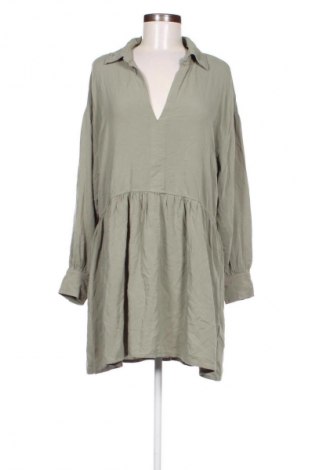 Kleid H&M L.O.G.G., Größe M, Farbe Grün, Preis € 20,99