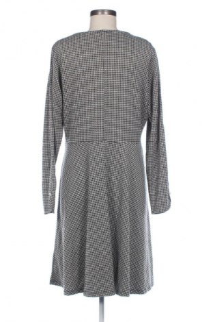 Kleid LC Waikiki, Größe XXL, Farbe Mehrfarbig, Preis 15,99 €