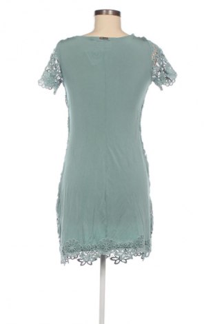 Kleid Magenta, Größe M, Farbe Grün, Preis 14,83 €