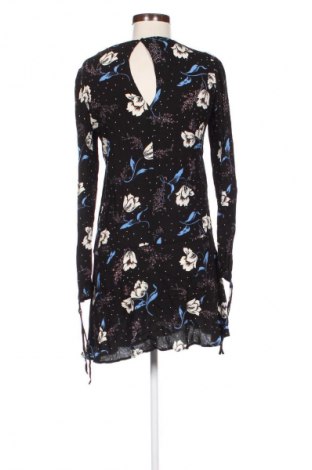 Kleid Mango, Größe XS, Farbe Mehrfarbig, Preis € 17,38