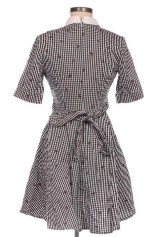 Kleid Mohito, Größe M, Farbe Mehrfarbig, Preis 14,83 €