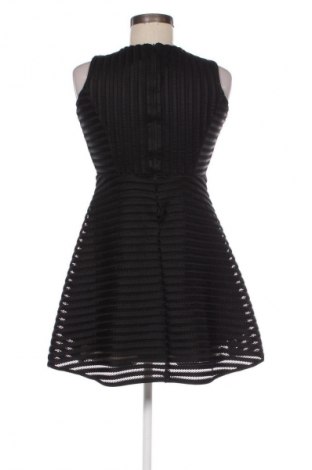 Kleid Monteau, Größe L, Farbe Schwarz, Preis 14,91 €