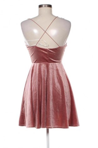 Kleid New Look, Größe M, Farbe Aschrosa, Preis 20,99 €