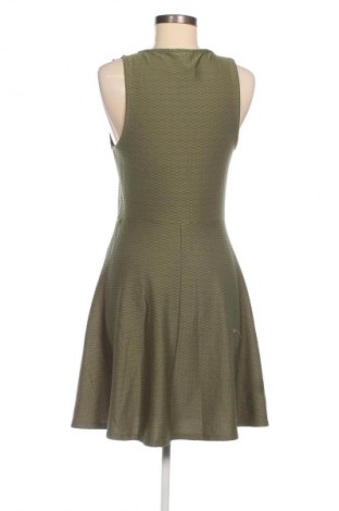 Kleid New Look, Größe M, Farbe Grün, Preis 14,83 €
