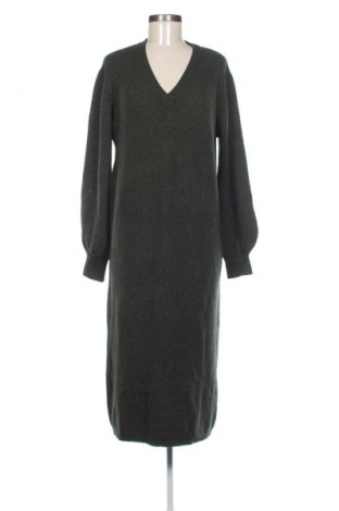 Kleid Object, Größe M, Farbe Grün, Preis 74,99 €