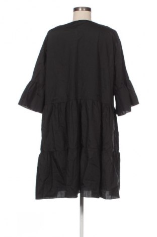 Φόρεμα Pretty Little Thing, Μέγεθος XXL, Χρώμα Μαύρο, Τιμή 13,99 €