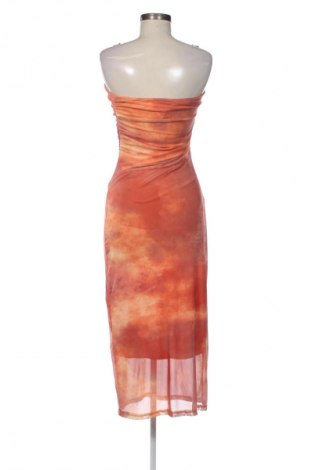 Sukienka Pull&Bear, Rozmiar L, Kolor Kolorowy, Cena 95,99 zł