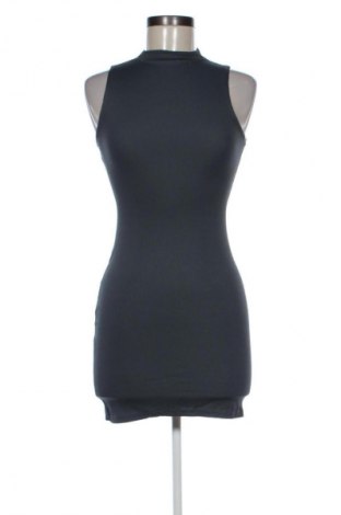 Sukienka Pull&Bear, Rozmiar S, Kolor Zielony, Cena 55,99 zł