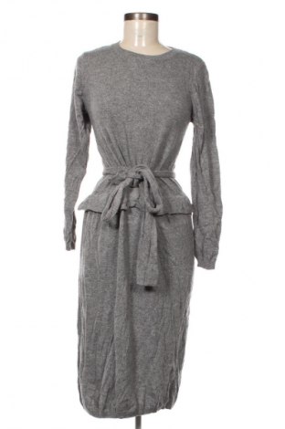 Φόρεμα River Woods, Μέγεθος M, Χρώμα Γκρί, Τιμή 83,99 €