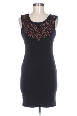 Kleid Selected Femme, Größe M, Farbe Schwarz, Preis 31,71 €