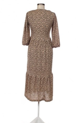 Kleid Stradivarius, Größe M, Farbe Mehrfarbig, Preis 20,99 €