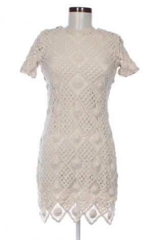 Φόρεμα Stradivarius, Μέγεθος S, Χρώμα  Μπέζ, Τιμή 18,99 €
