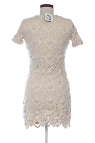 Φόρεμα Stradivarius, Μέγεθος S, Χρώμα  Μπέζ, Τιμή 18,99 €