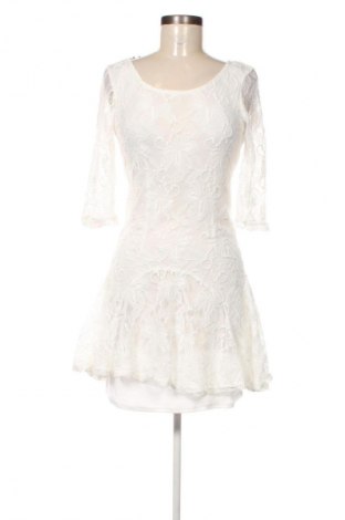 Φόρεμα Tally Weijl, Μέγεθος M, Χρώμα Λευκό, Τιμή 18,99 €