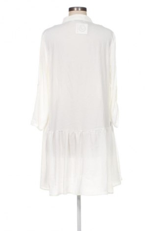 Ruha Unbranded, Méret M, Szín Fehér, Ár 12 979 Ft