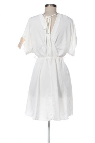Rochie Unbranded, Mărime M, Culoare Alb, Preț 156,99 Lei
